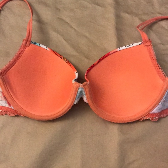 34A Rene Rofe Bra - Picture 3 of 6